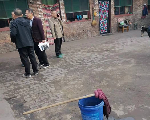 縣委、鎮(zhèn)府領(lǐng)導(dǎo)煤改電驗(yàn)收工程