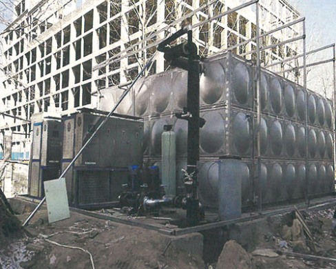 中國電科所2臺(tái)300KW電磁采暖鍋爐，1臺(tái)150KW電磁采暖爐