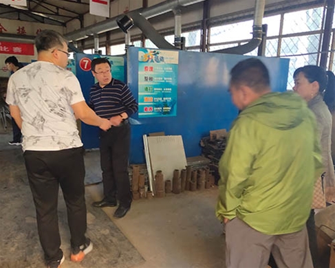 和靈石縣第一職業(yè)高中校領導在?？疾? /></div>
		<h2 id=